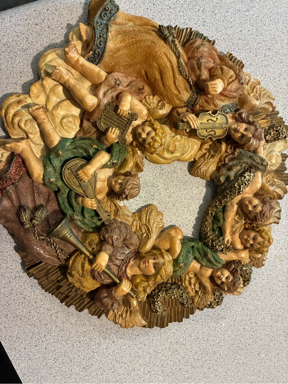 Angel Musician Wreath - Decorative Holiday Wall Accent in Gold & Green